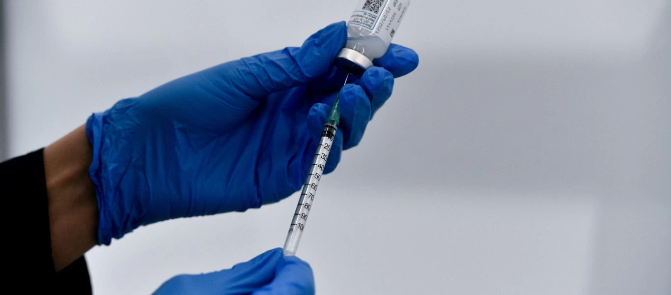 Νεκρή 68χρονη στην Πέλλα λίγη ώρα μετά τον εμβολιασμό της με την 2η δόση του εμβολίου της Pfizer